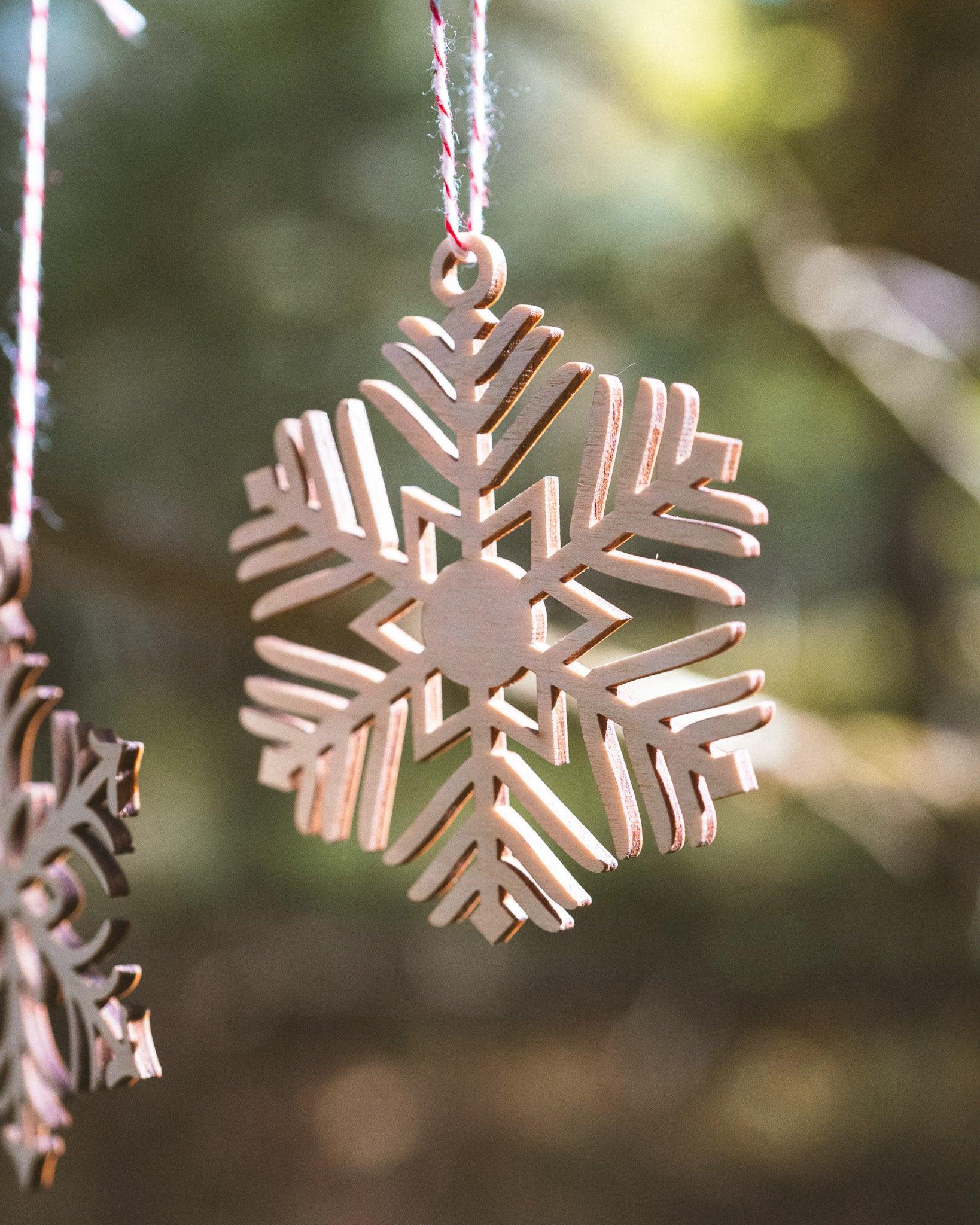 ORNEMENT EN BOIS - Collection Les Flocons - LIGHT+PAPER - Boutique Shoosh