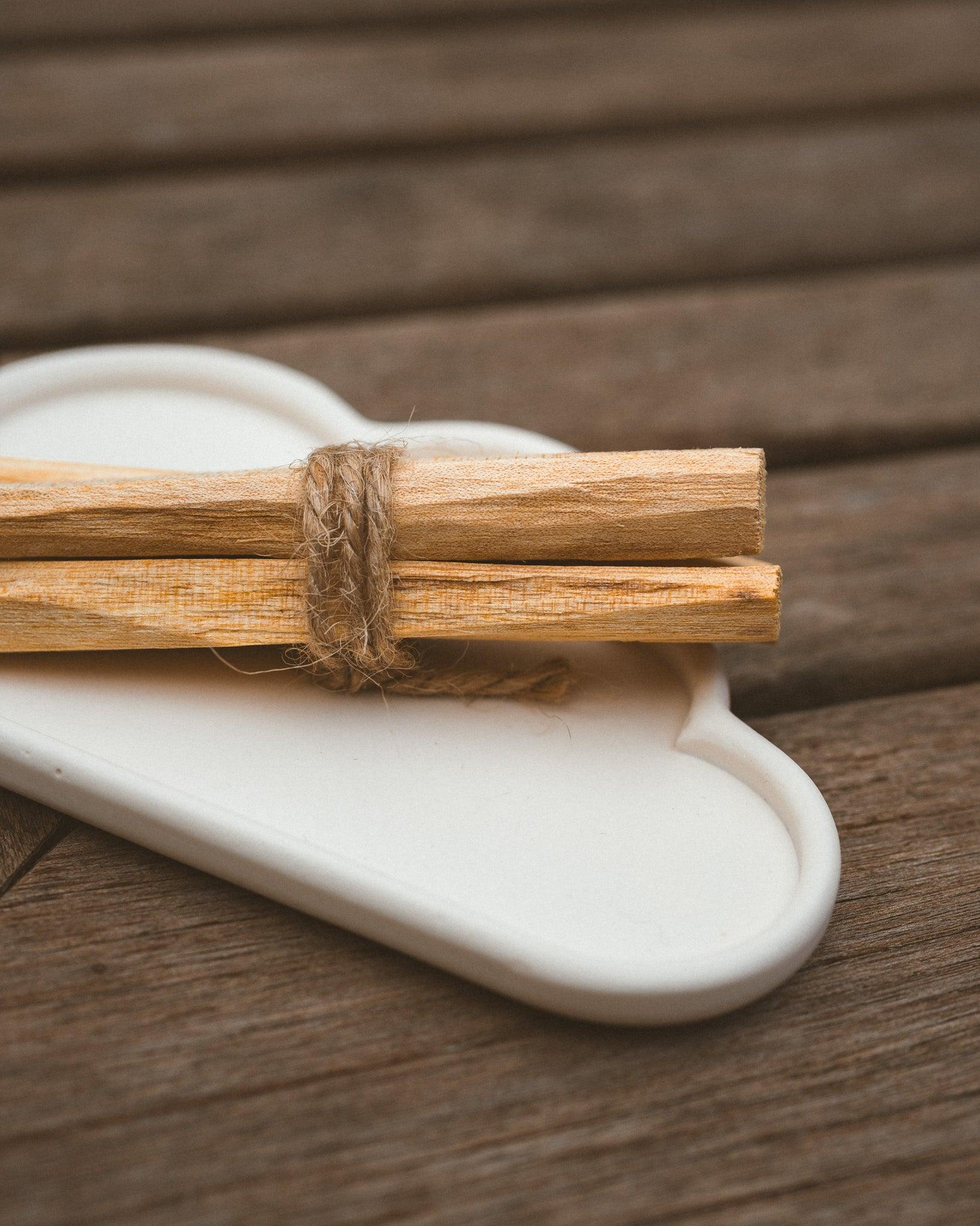 Bâtonnets de purification en Palo Santo pour énergie positive