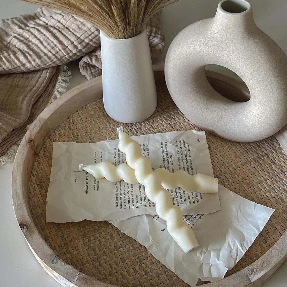 BOUGIE PILLIER - Blanche - Studio Akiyo - Boutique Shoosh