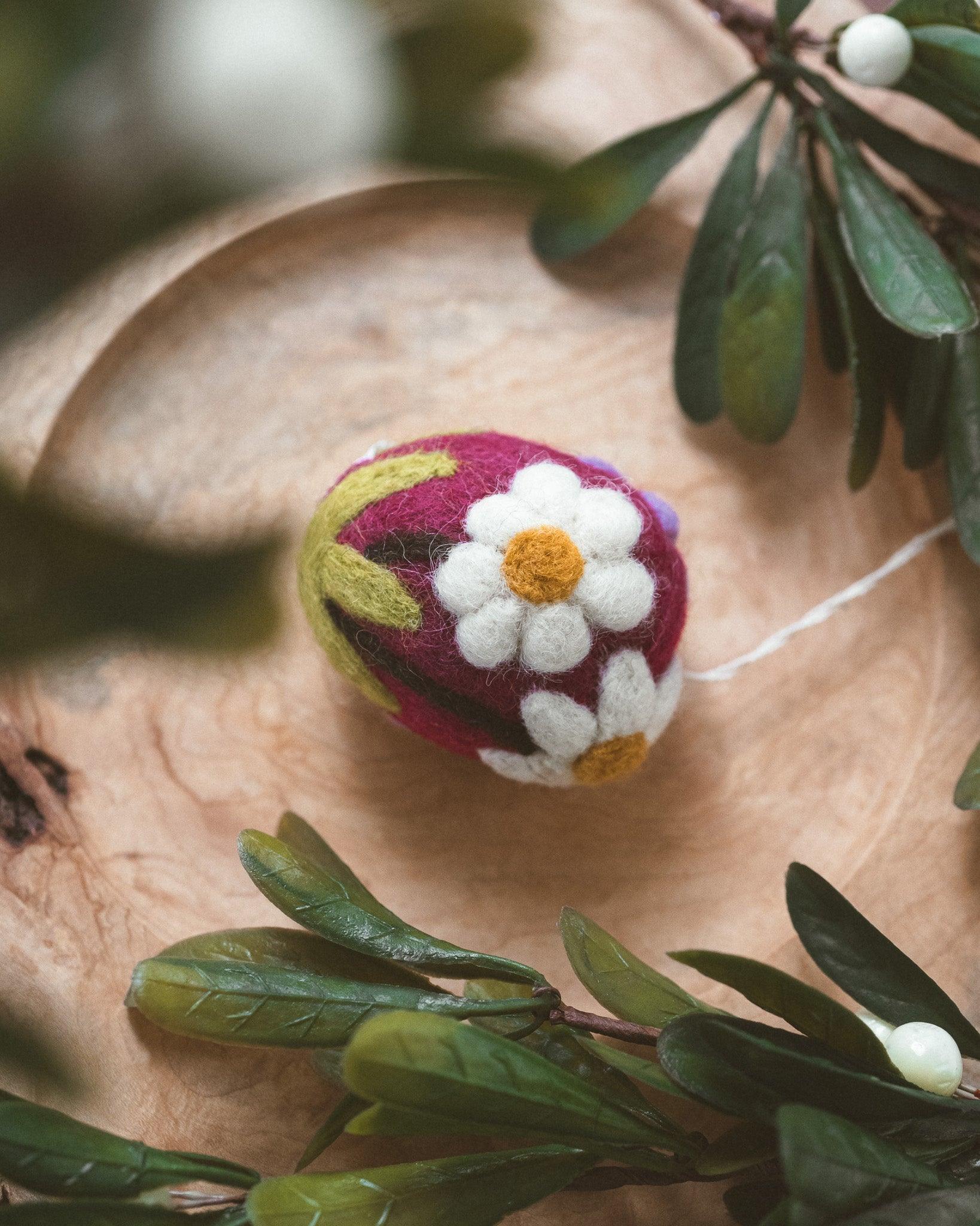 ORNEMENT - Oeuf de Pâques mauve - HAMRO VILLAGE - Boutique Shoosh